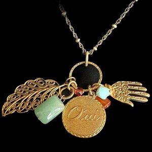 Liz Paiacios SF Gold Tone Charm Hand Hamsa Oui Stone Pendant Necklace